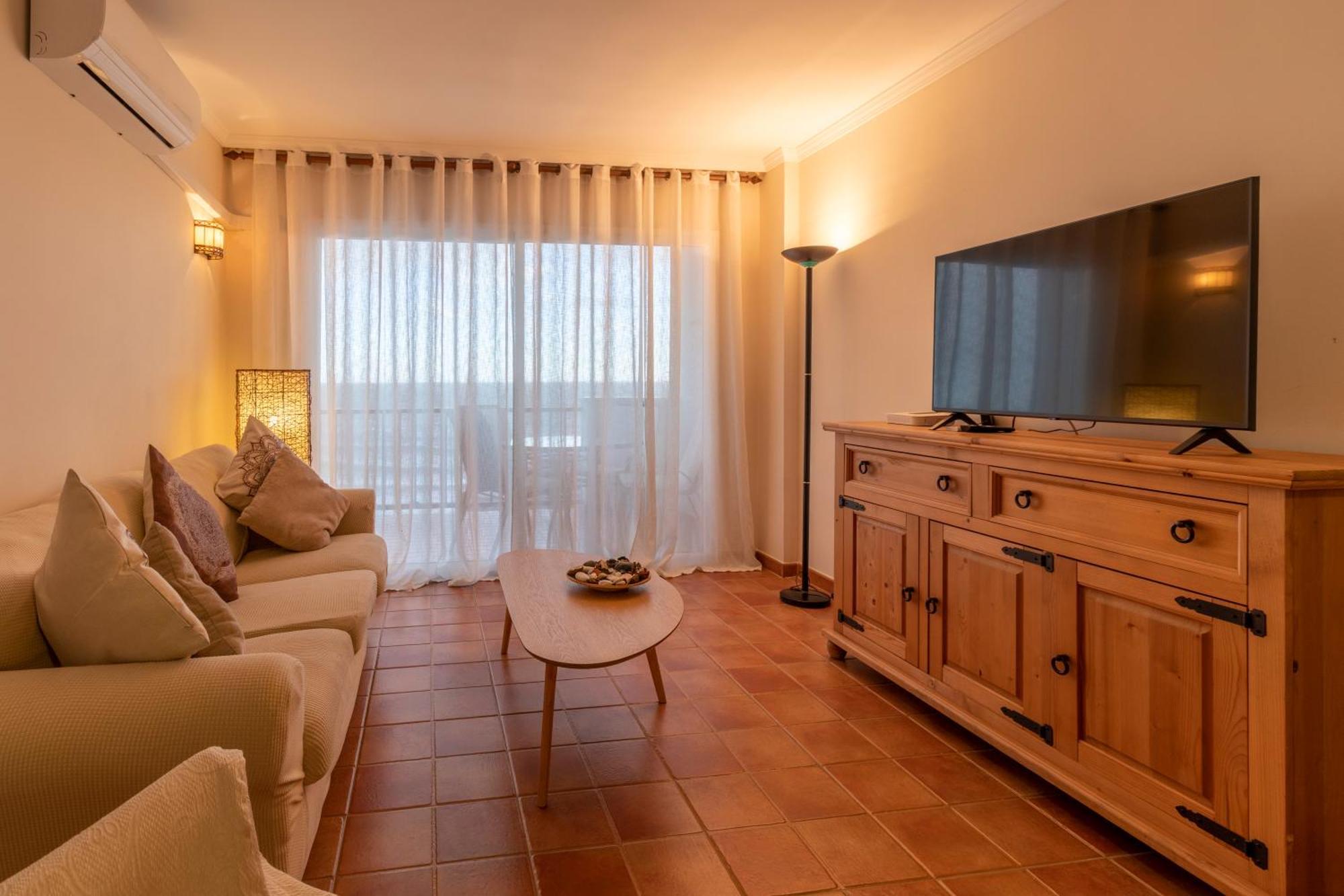 Rentitspain Apartamento Arce 13 Balcon Con Vista Al Mar 네르하 외부 사진