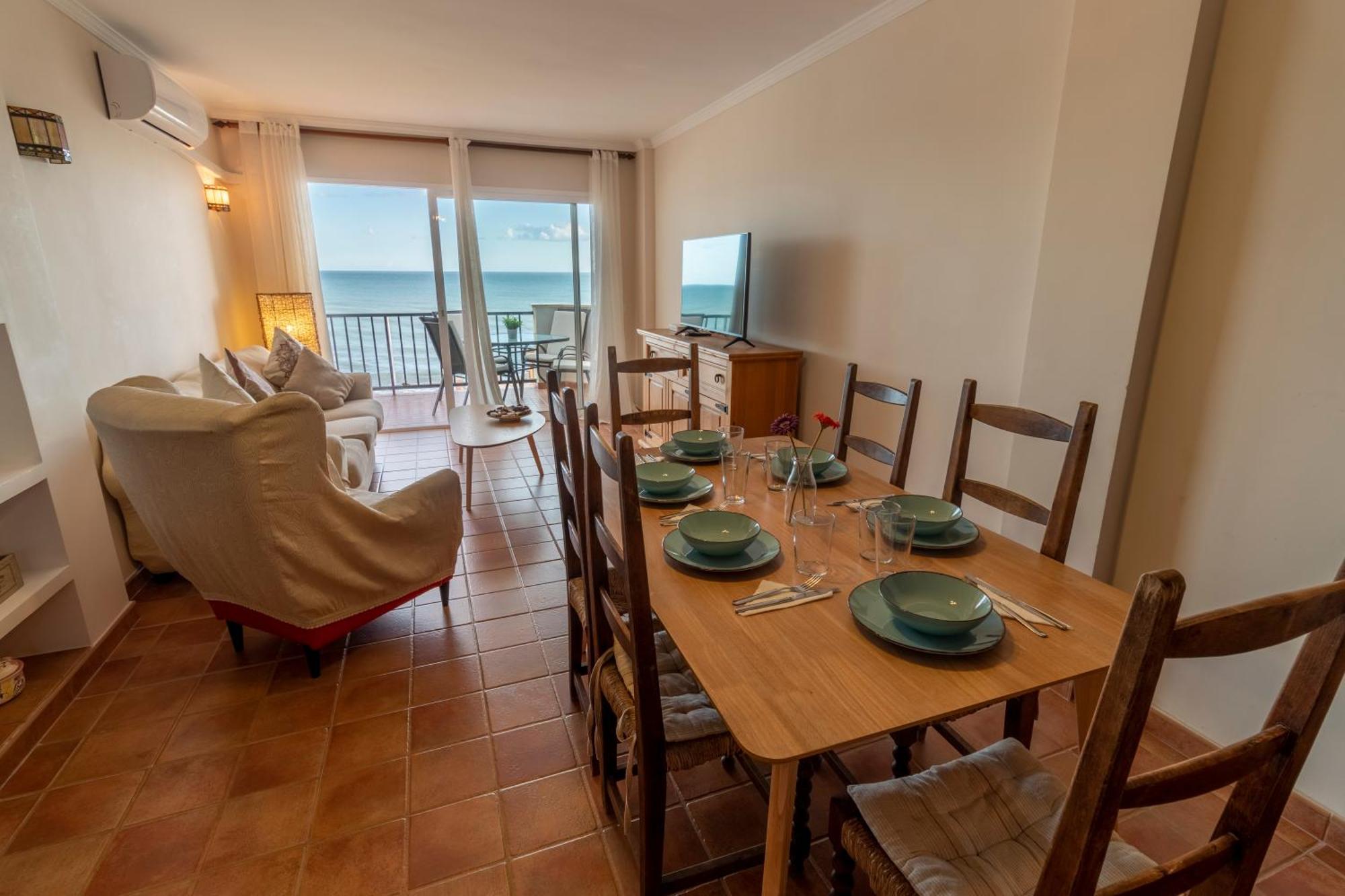 Rentitspain Apartamento Arce 13 Balcon Con Vista Al Mar 네르하 외부 사진