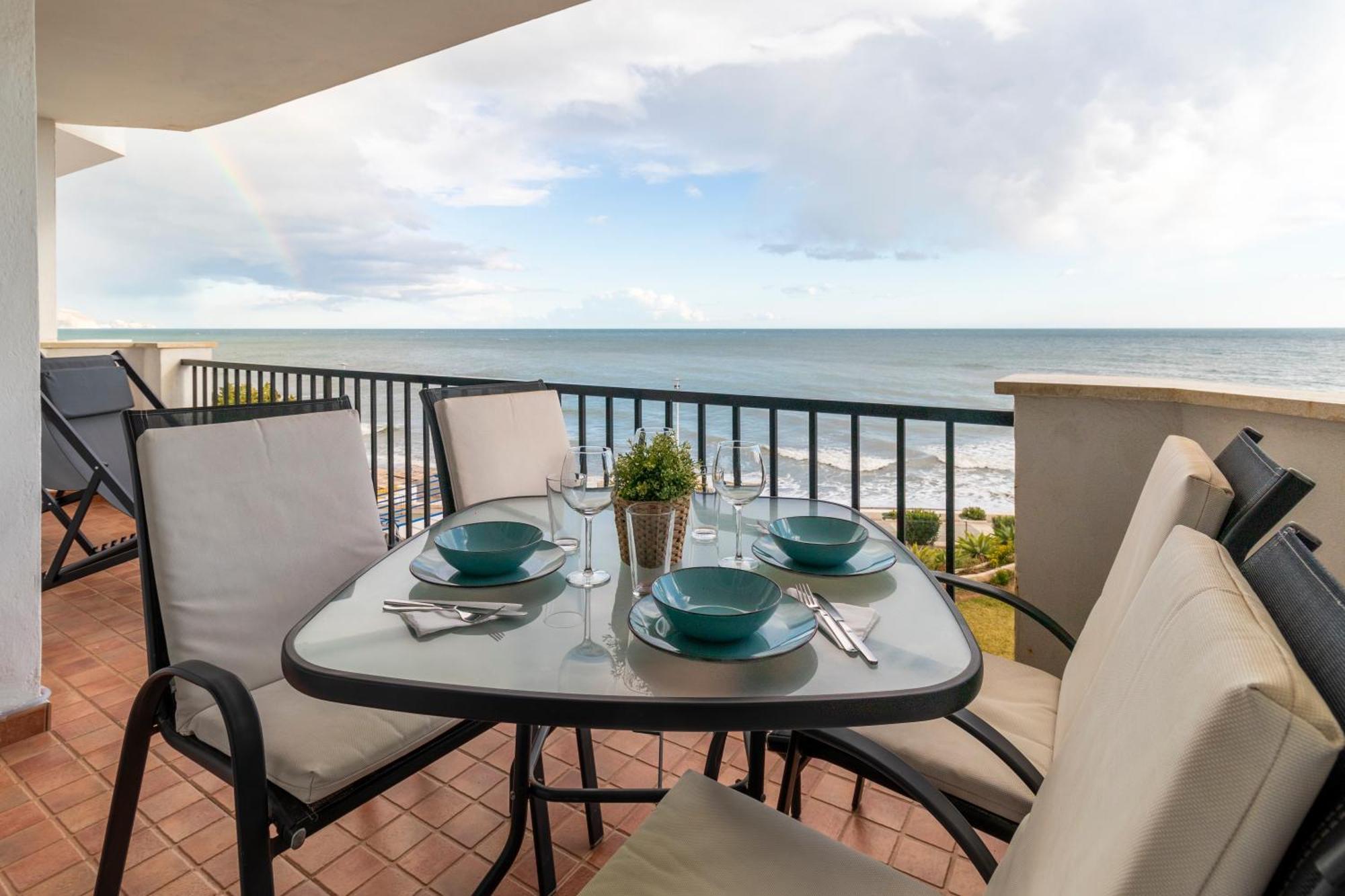 Rentitspain Apartamento Arce 13 Balcon Con Vista Al Mar 네르하 외부 사진