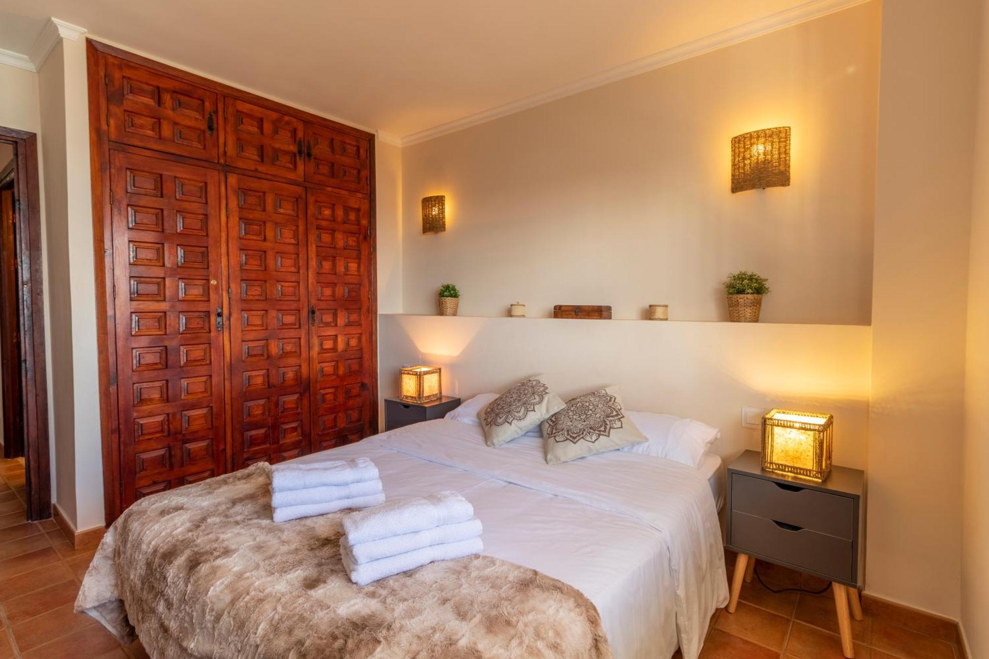 Rentitspain Apartamento Arce 13 Balcon Con Vista Al Mar 네르하 외부 사진