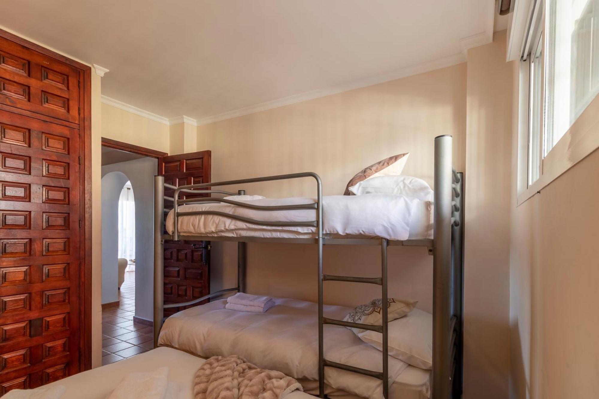 Rentitspain Apartamento Arce 13 Balcon Con Vista Al Mar 네르하 외부 사진