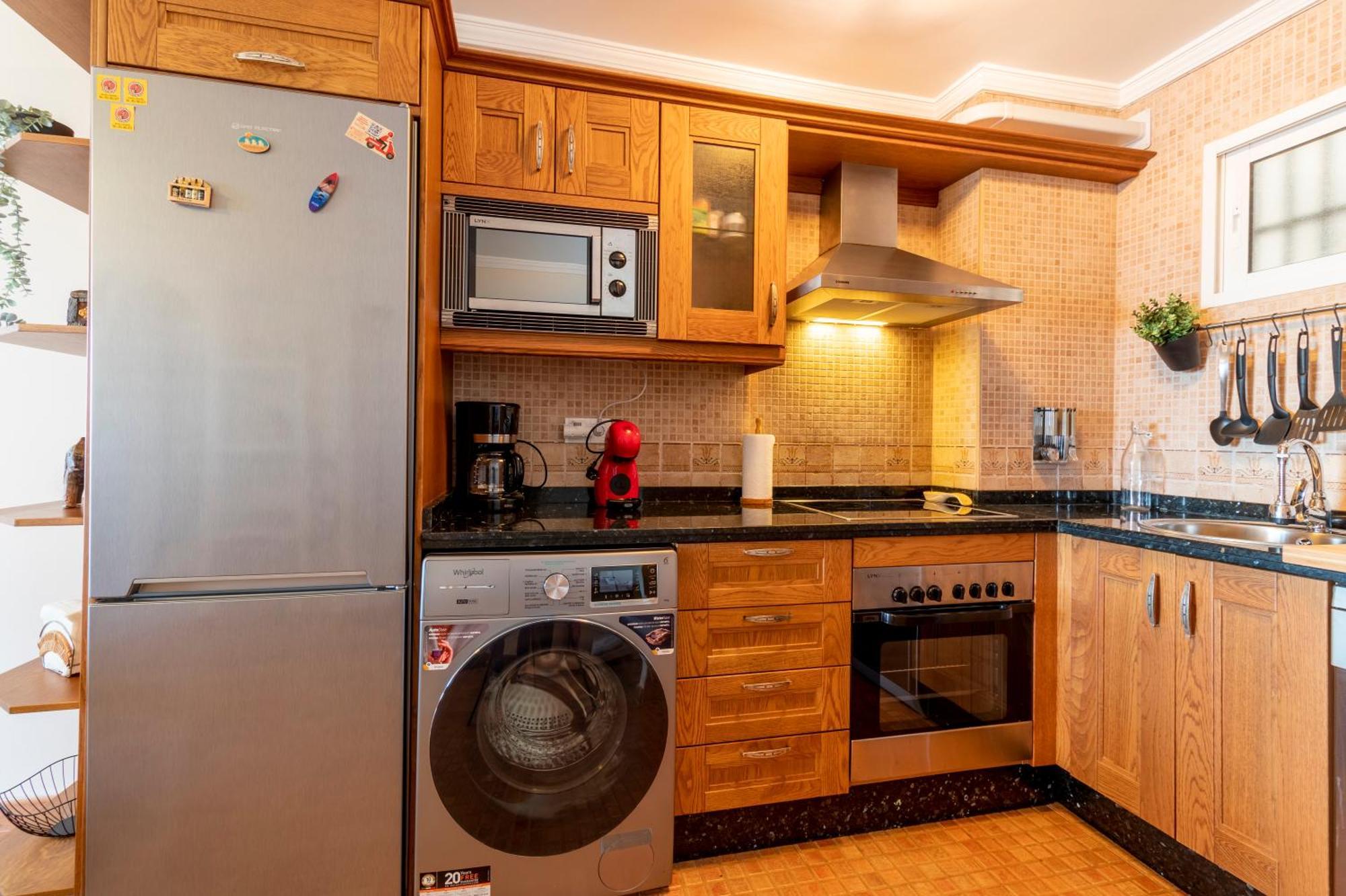 Rentitspain Apartamento Arce 13 Balcon Con Vista Al Mar 네르하 외부 사진